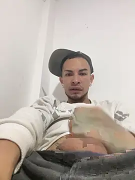 peterhot webcam