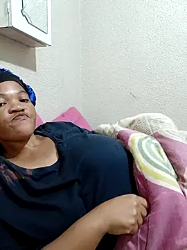 FreakyAngel3X webcam
