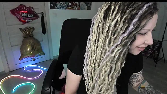 HoneySallyMoore webcam