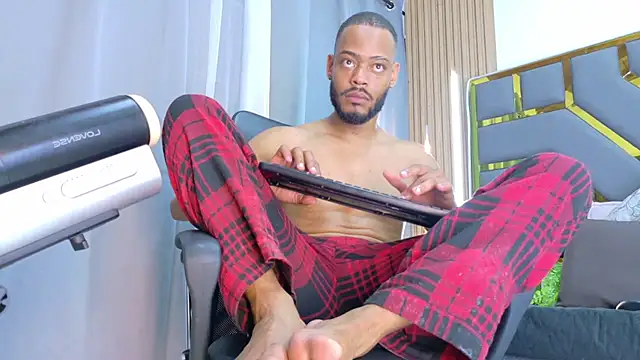 Oliver_bigblack_cock webcam