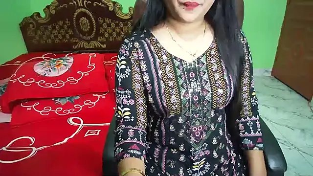 BengaliQueenStar webcam
