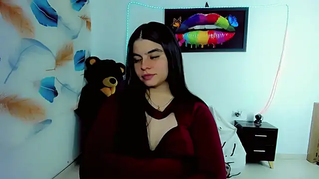 _Maddison_Ivanova_ webcam