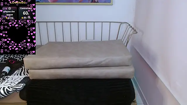 Roxanne_vale webcam