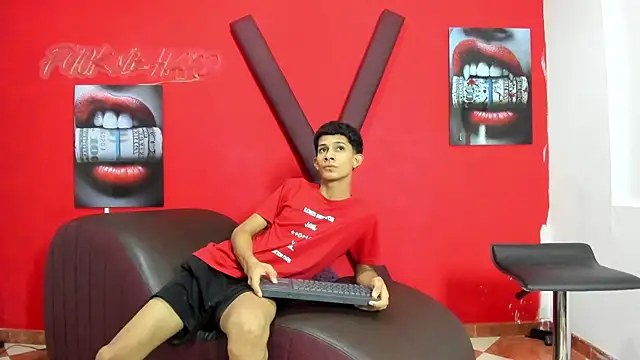AVENGER_BOYS2026 webcam