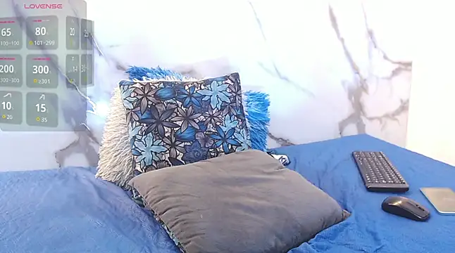 XanderGrey8 webcam