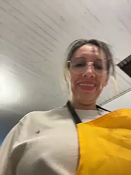 Gatitacarlita's live cam