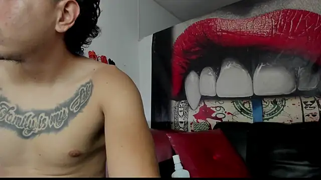 Strongernastyx webcam