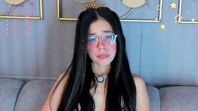 laraa_jeean webcam