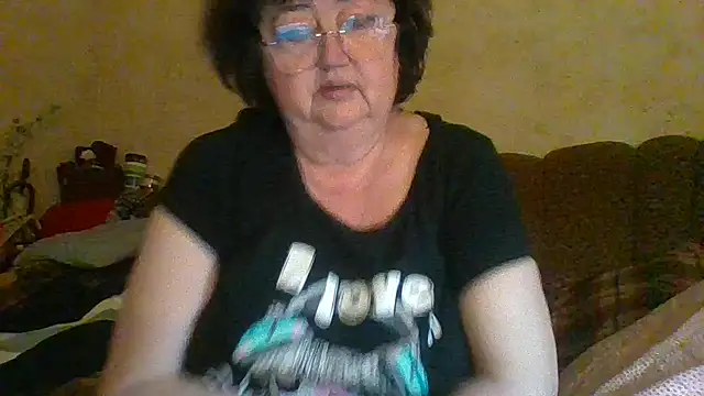 milasky5303 - MilaSky5303's free webcam
