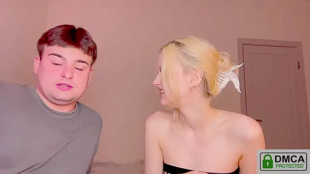your_molly_mark_ webcam