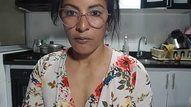 kateleyagrey webcam