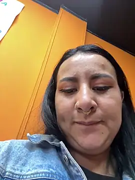 Abril_Luv webcam