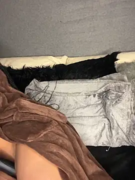 Hot_Mess18 webcam