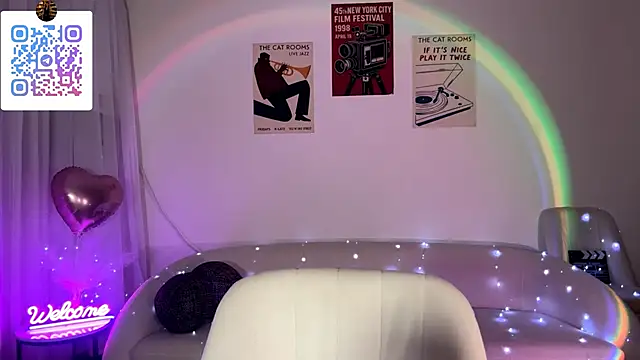 LinaMour webcam