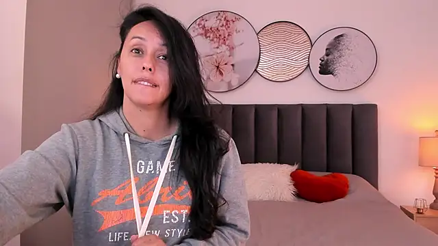 SaharaGarcia__ webcam