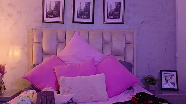 IsabellaRossi webcam
