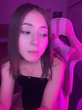 PrettyAmber webcam