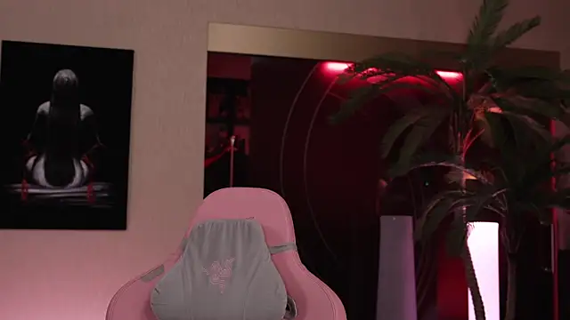 GirlGogo webcam