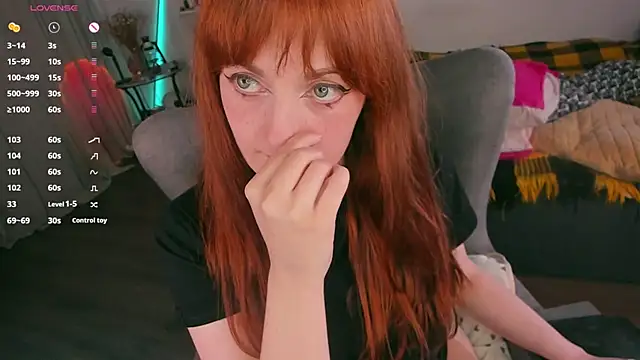 Alice_CutePerv webcam