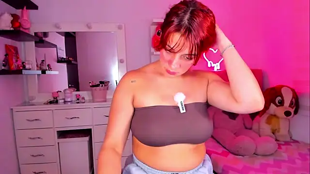 Vannessa__Shy webcam