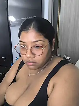 paola091 webcam