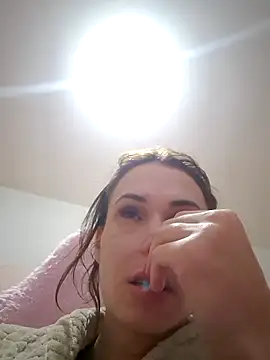 Irresistible24 webcam