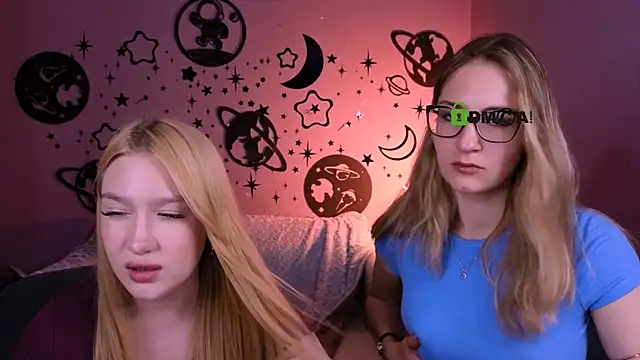 playful_sophie webcam