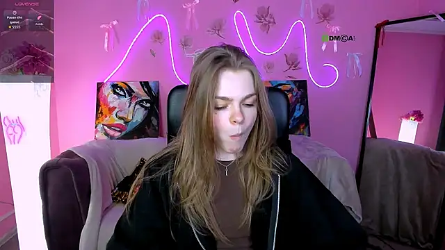 kitniss_dreamy webcam