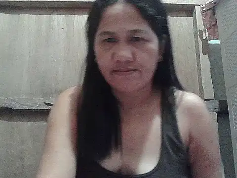 hotmama_063 webcam