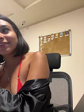 AlyssaRay webcam