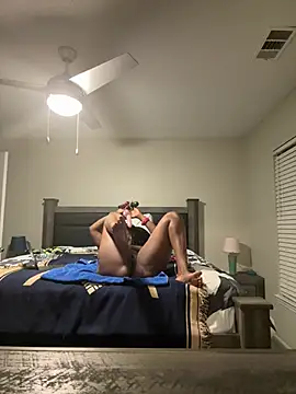 MadameMuse webcam