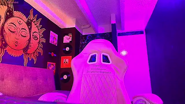 softnicol_ webcam