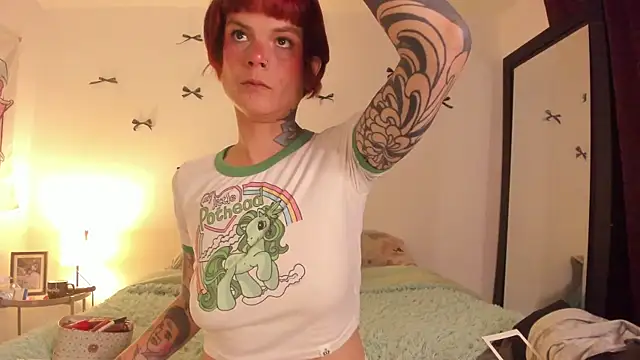 Alessamoth webcam