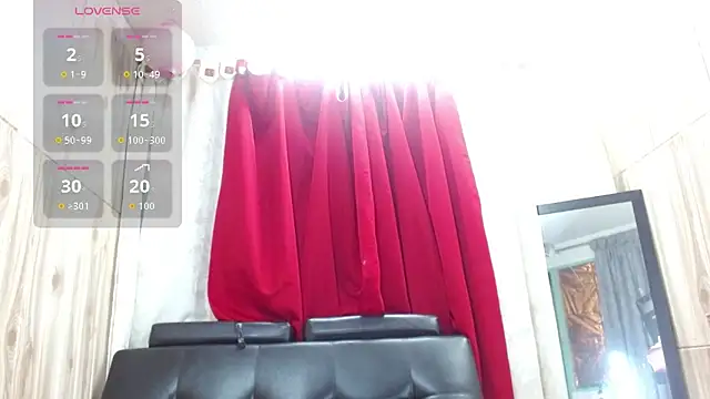 Camil4_milf_1 webcam