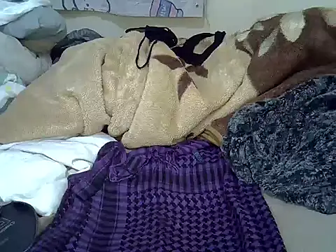 Hotbabe2345 webcam