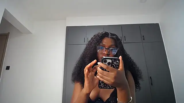 Pretty_Liya08 webcam