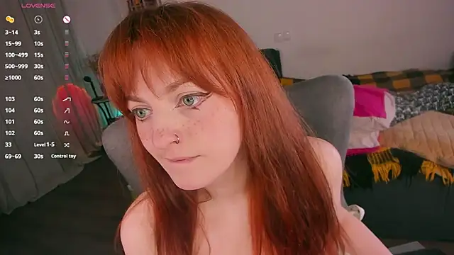 Alice_CutePerv webcam
