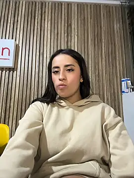 Antonella_Julieta webcam