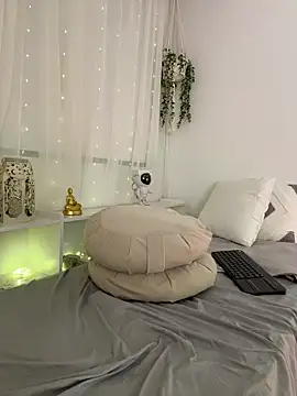 Amelia_Rouse webcam