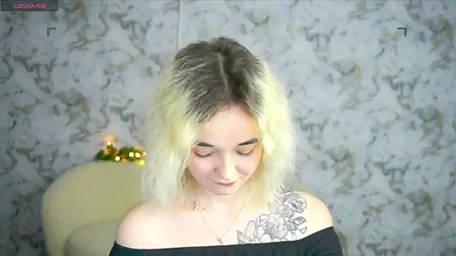Ashley_S webcam
