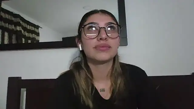 AliceTeenager___ webcam