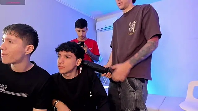 Handsomeboyss19 webcam