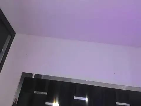 DANITENDER555 webcam