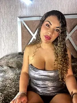 TianaRios_Pink webcam
