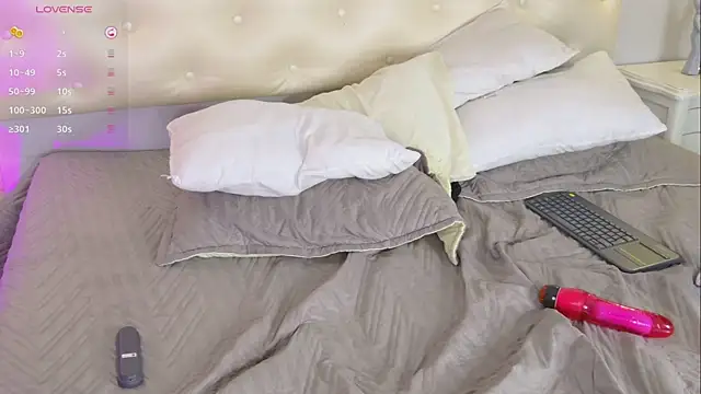 scarleettdoll webcam