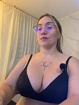 hotpawgmilf webcam