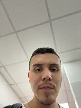 adam-rivera webcam
