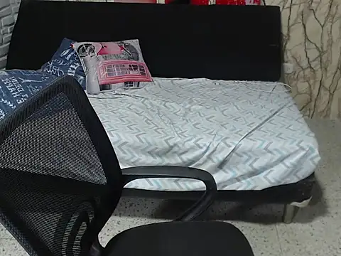 VickyBonnety webcam