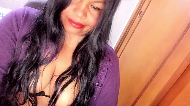 ebonycamelia webcam