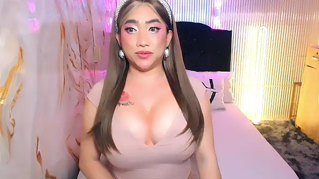 yourTsFantasyBigCock webcam